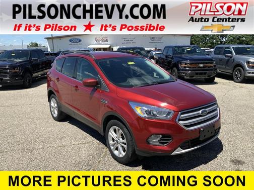 Ruby Red Metallic Tinted Clearcoat 2019 Ford Escape SEL