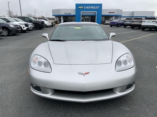 2005 Chevrolet Corvette Base