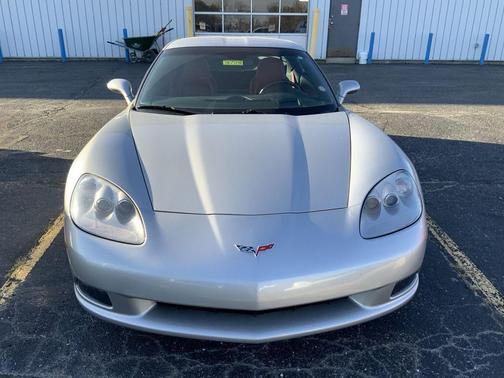 2005 Chevrolet Corvette Base