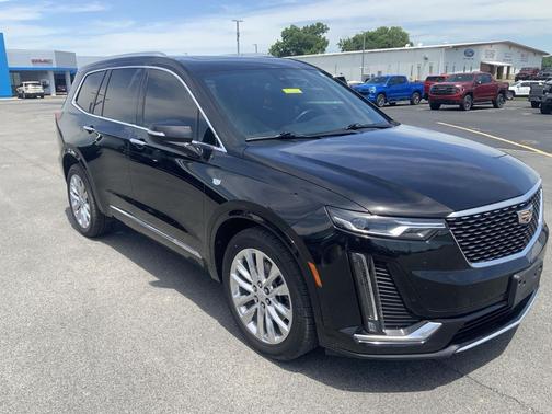 Stellar Black Metallic 2021 Cadillac XT6 Premium Luxury AWD