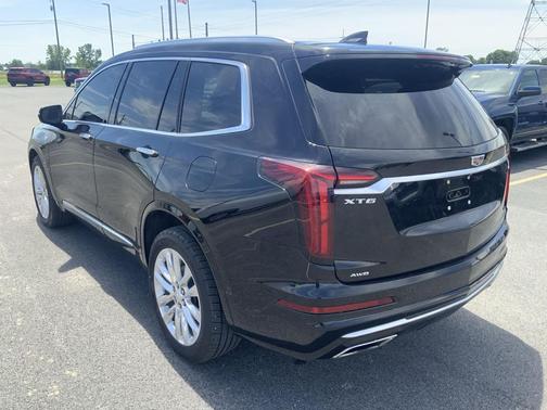 Stellar Black Metallic 2021 Cadillac XT6 Premium Luxury AWD