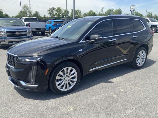 Stellar Black Metallic 2021 Cadillac XT6 Premium Luxury AWD