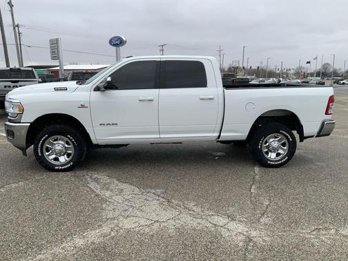 2020 RAM 2500 Big Horn Crew Cab 4X4 6'4' Box