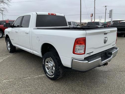 2020 RAM 2500 Big Horn Crew Cab 4X4 6'4' Box