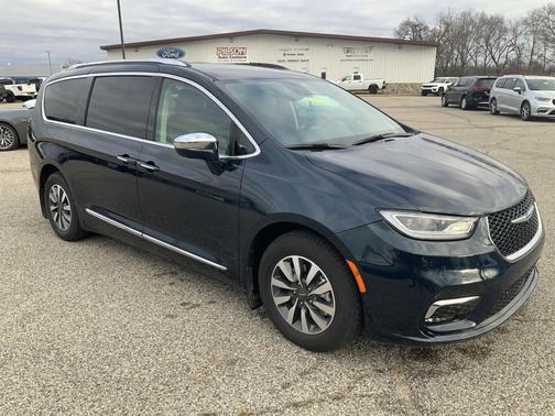 2021 Chrysler Pacifica Hybrid Limited