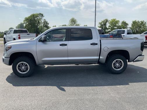 2014 Toyota Tundra SR5