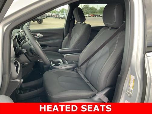 2023 Chrysler Pacifica Touring