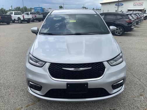 2023 Chrysler Pacifica Touring