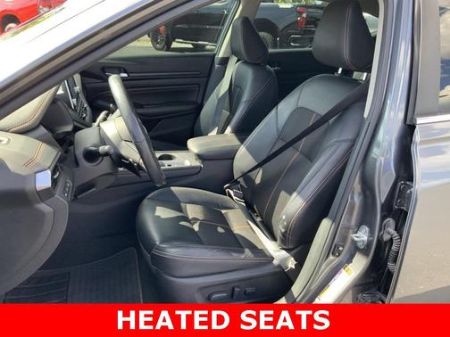 2022 Nissan Altima SR Intelligent AWD