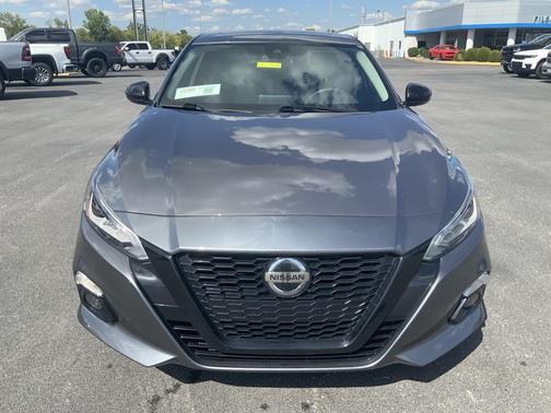 2022 Nissan Altima SR Intelligent AWD