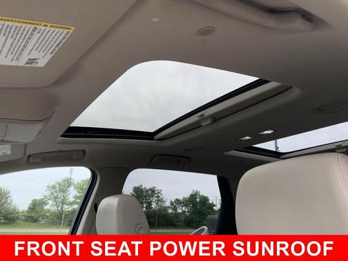 White Frost Tricoat 2019 Buick Enclave Essence