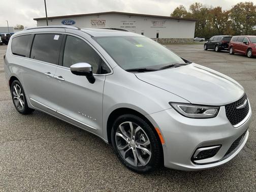 2026 Chrysler Pacifica L