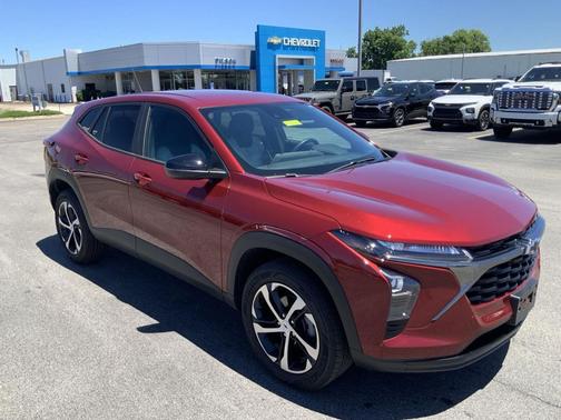 Crimson Metallic 2025 Chevrolet Trax FWD 1RS