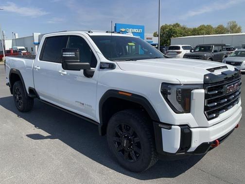 2026 GMC Sierra 2500 AT4