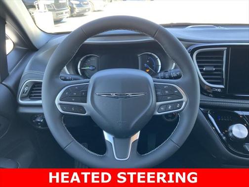 2025 Chrysler Pacifica Hybrid Select