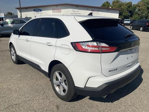 2020 Ford Edge SE