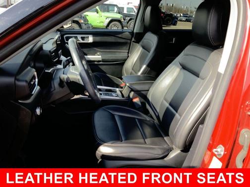 Rapid Red Metallic Tinted Clearcoat 2022 Ford Explorer XLT