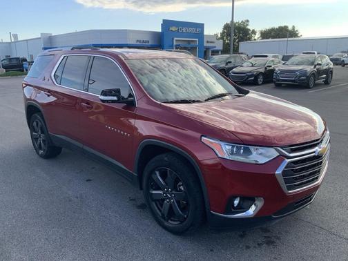 Cajun Red Tintcoat 2018 Chevrolet Traverse LT Leather