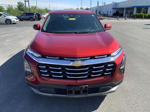 Radiant Red Tintcoat 2026 Chevrolet Equinox 1LT