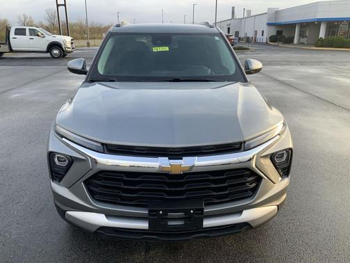 Sterling Gray Metallic 2025 Chevrolet Trailblazer LT