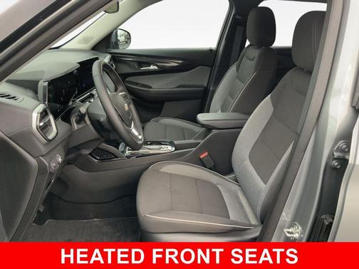 Sterling Gray Metallic 2025 Chevrolet Trailblazer LT