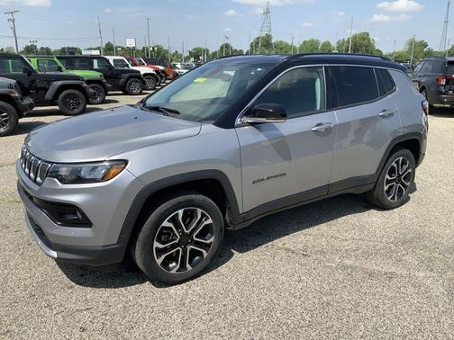 Billet Silver Metallic Clearcoat 2022 Jeep Compass Limited
