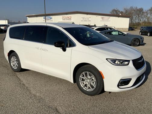 2026 Chrysler Pacifica L