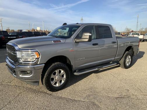 2024 RAM 2500 Big Horn Crew Cab 4x4 6'4' Box