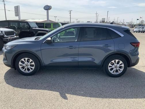 Vapor Blue Metallic 2023 Ford Escape Active