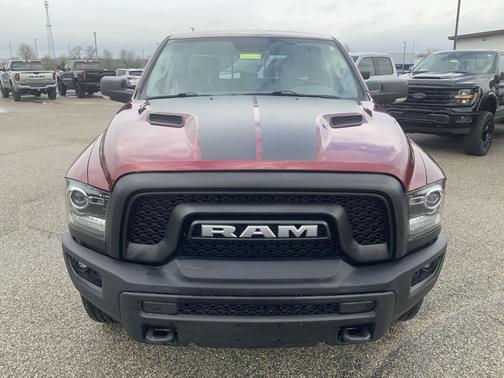 Delmonico Red Pearlcoat 2019 RAM 1500 Classic Warlock Crew Cab 4x4 5'7' Box