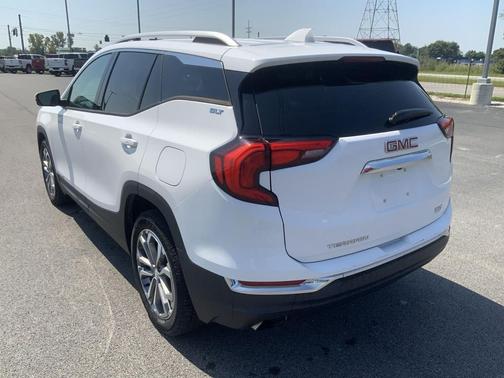 Summit White 2018 GMC Terrain SLT