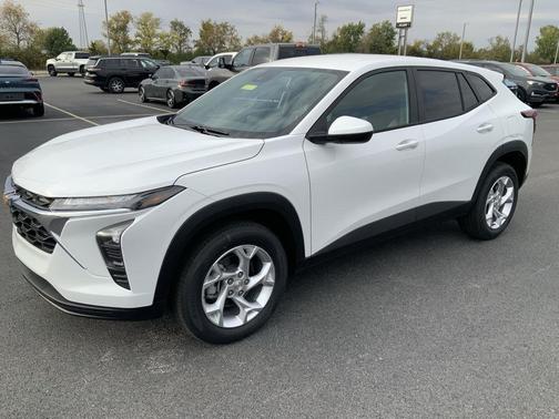 2026 Chevrolet Trax LS