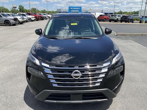 Super Black 2025 Nissan Rogue SV