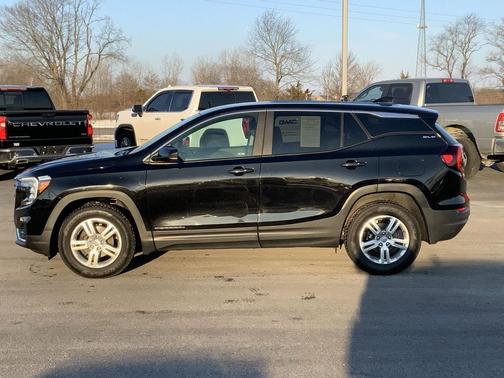 2022 GMC Terrain SLE