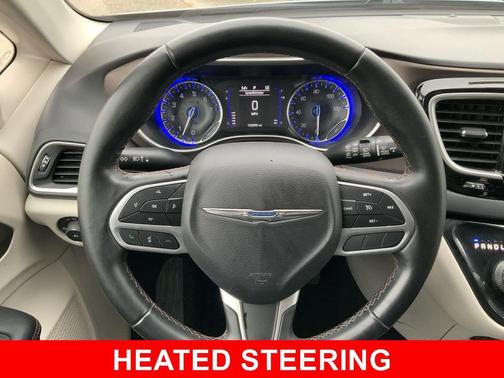 2018 Chrysler Pacifica Touring-L