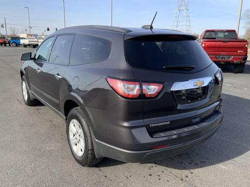 2017 Chevrolet Traverse LS