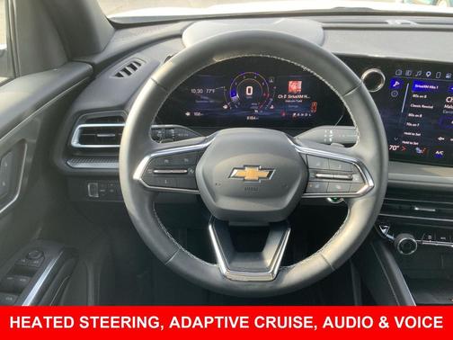 Summit White 2024 Chevrolet Traverse LT
