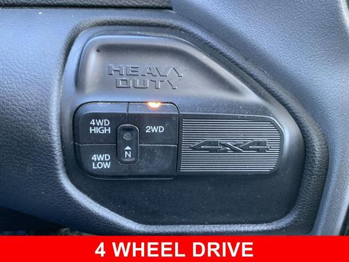 Granite Crystal Metallic Clearcoat 2024 RAM 3500 Laramie Crew Cab 4x4 8' Box