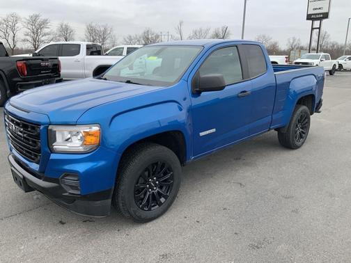 2022 GMC Canyon Elevation Standard