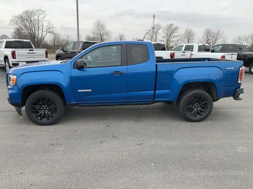 2022 GMC Canyon Elevation Standard