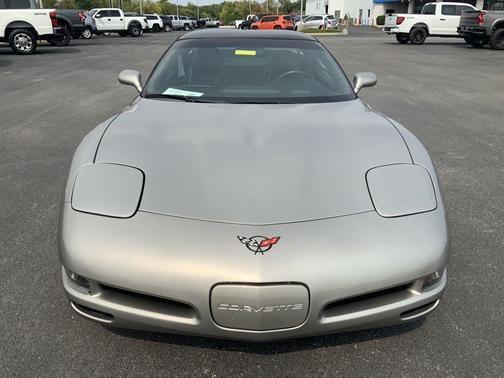 2000 Chevrolet Corvette Base