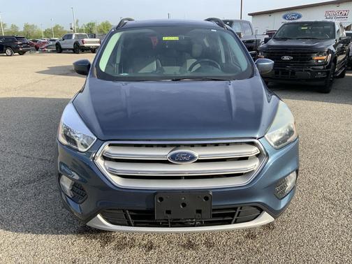 Blue 2018 Ford Escape SE