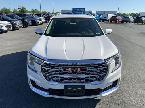 White Frost Tricoat 2024 GMC Terrain Denali