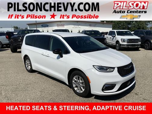 Bright White Clearcoat 2024 Chrysler Pacifica Touring L