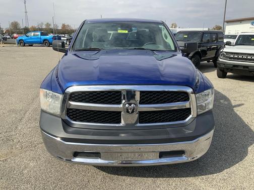 Blue Streak Pearlcoat 2016 RAM 1500 Tradesman
