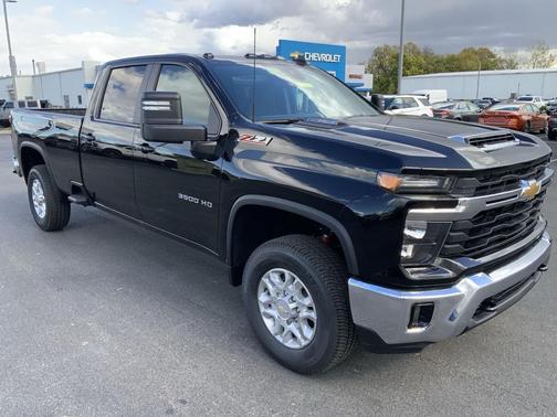 2026 Chevrolet Silverado 3500 LT