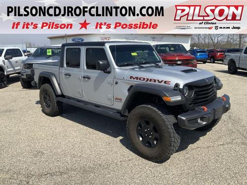 Silver Zynith Clearcoat 2023 Jeep Gladiator Mojave 4x4