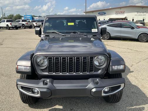 2025 Jeep Gladiator Sport S