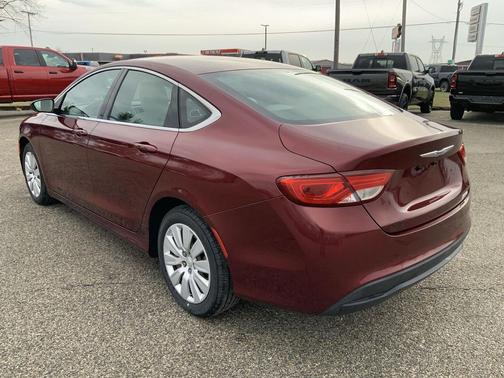 2015 Chrysler 200 LX
