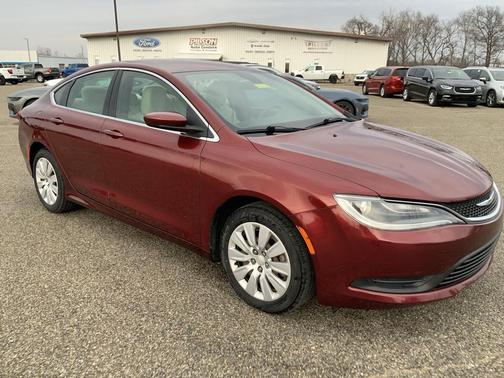 2015 Chrysler 200 LX